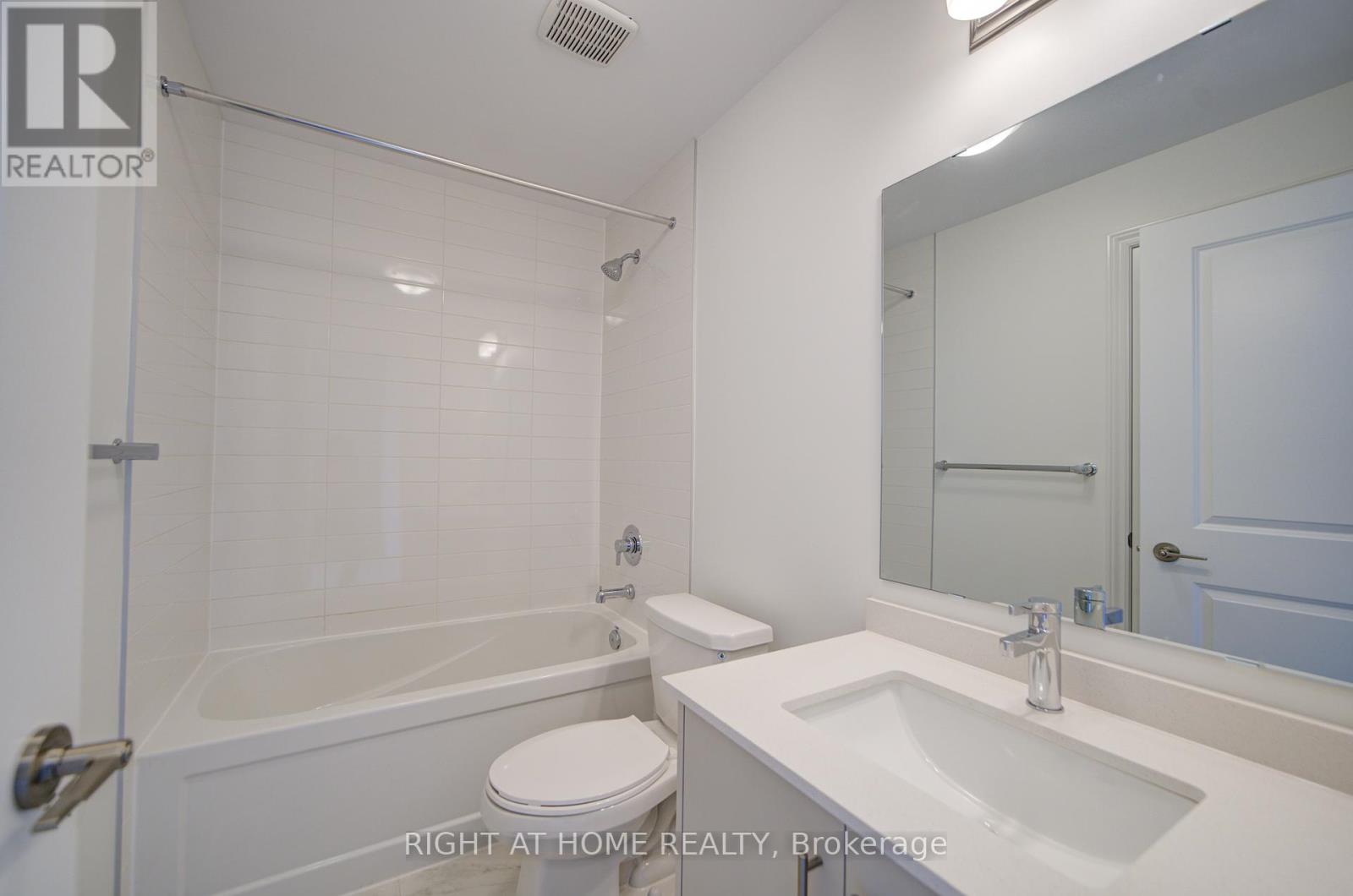 8 - 1220 Dartmouth Crescent, Oakville, Ontario  L6H 8C1 - Photo 8 - W12186401