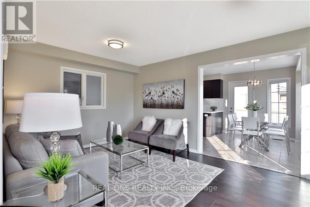 70 Mcknight Avenue, Hamilton, Ontario  L8B 0T8 - Photo 7 - X12186404