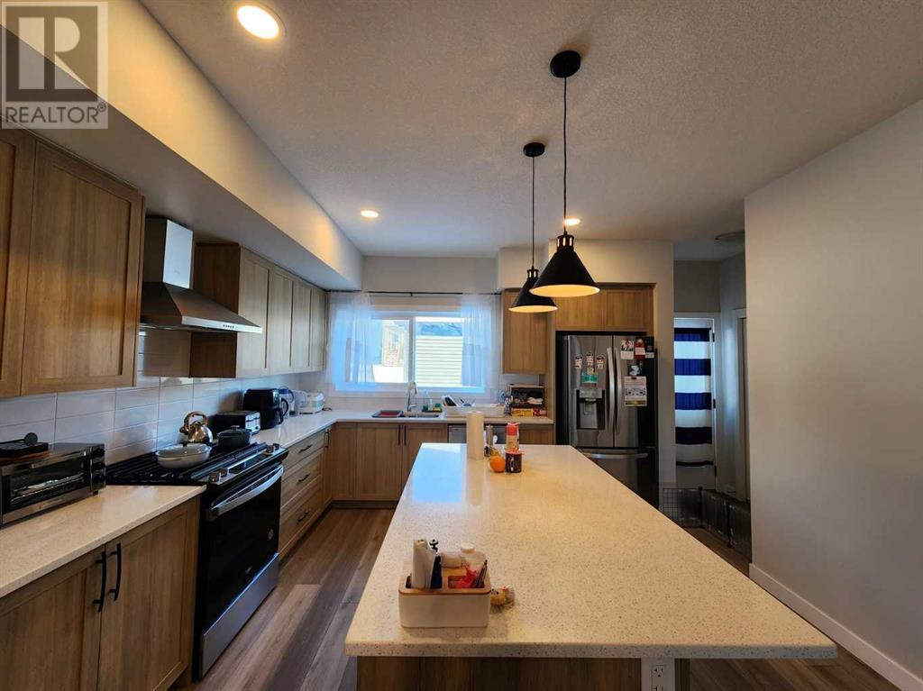 99 Edith Passage Nw, Calgary, Alberta  T3R 2B5 - Photo 15 - A2226472