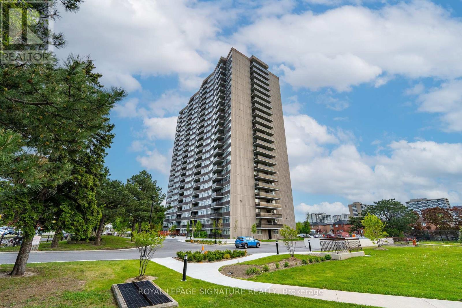 1802 - 3151 Bridletowne Circle, Toronto, Ontario  M1W 2T1 - Photo 2 - E12184374