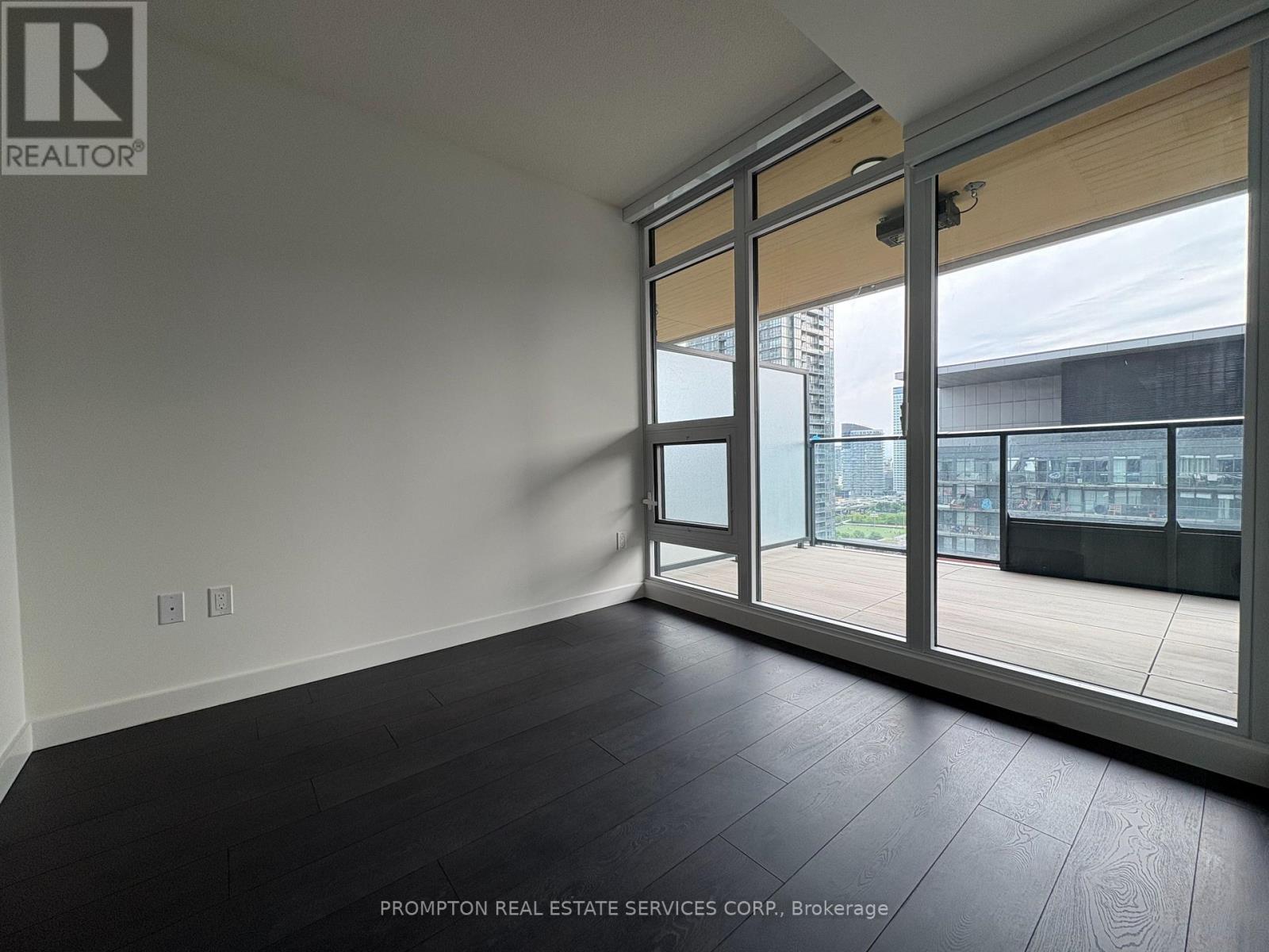 1801 - 3 Concord Cityplace Way, Toronto (Waterfront Communities), Ontario  M5V 0X3 - Photo 1 - C12186430