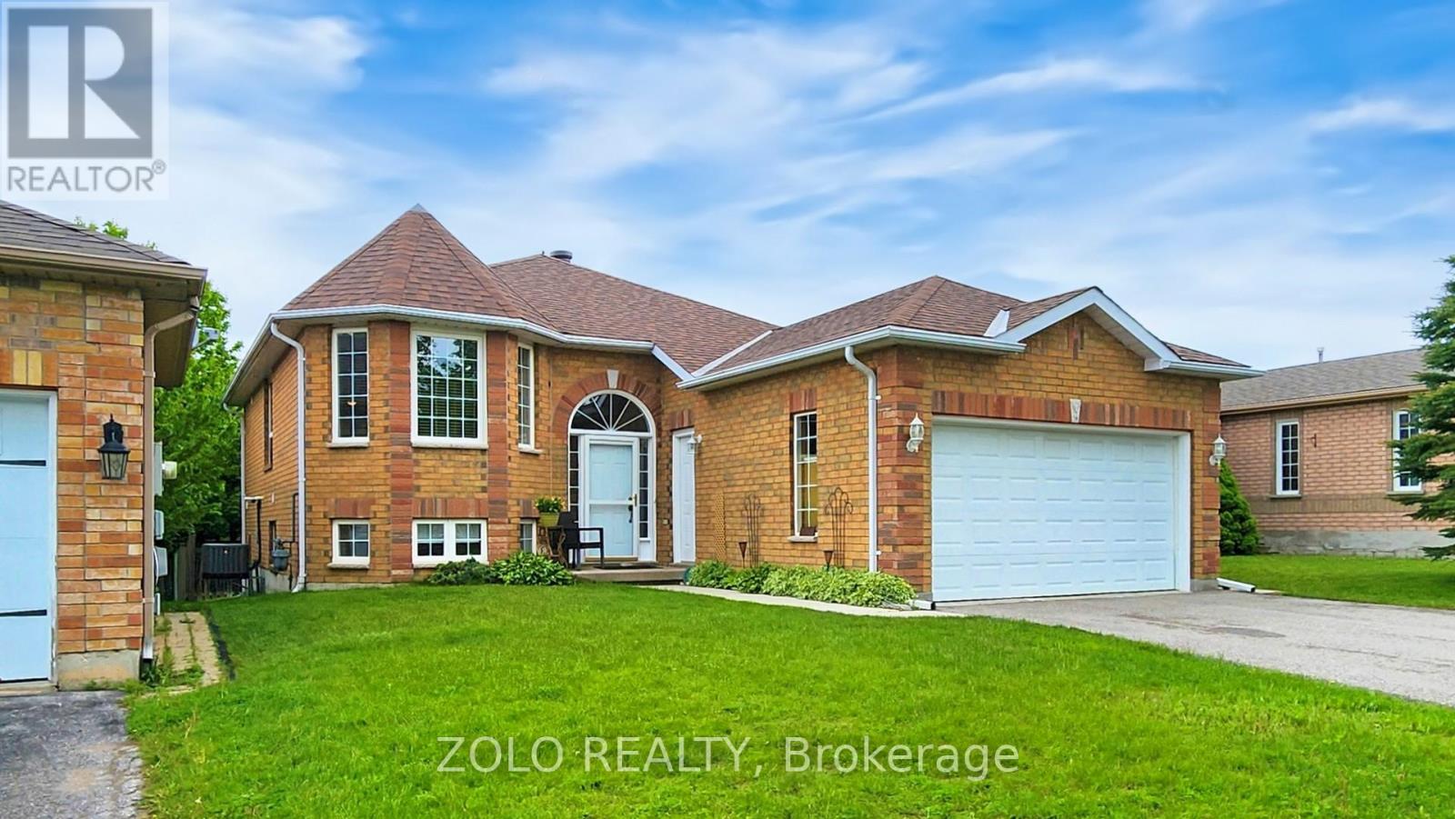 7 Golden Eagle Way, Barrie, Ontario  L4M 6P6 - Photo 1 - S12186436