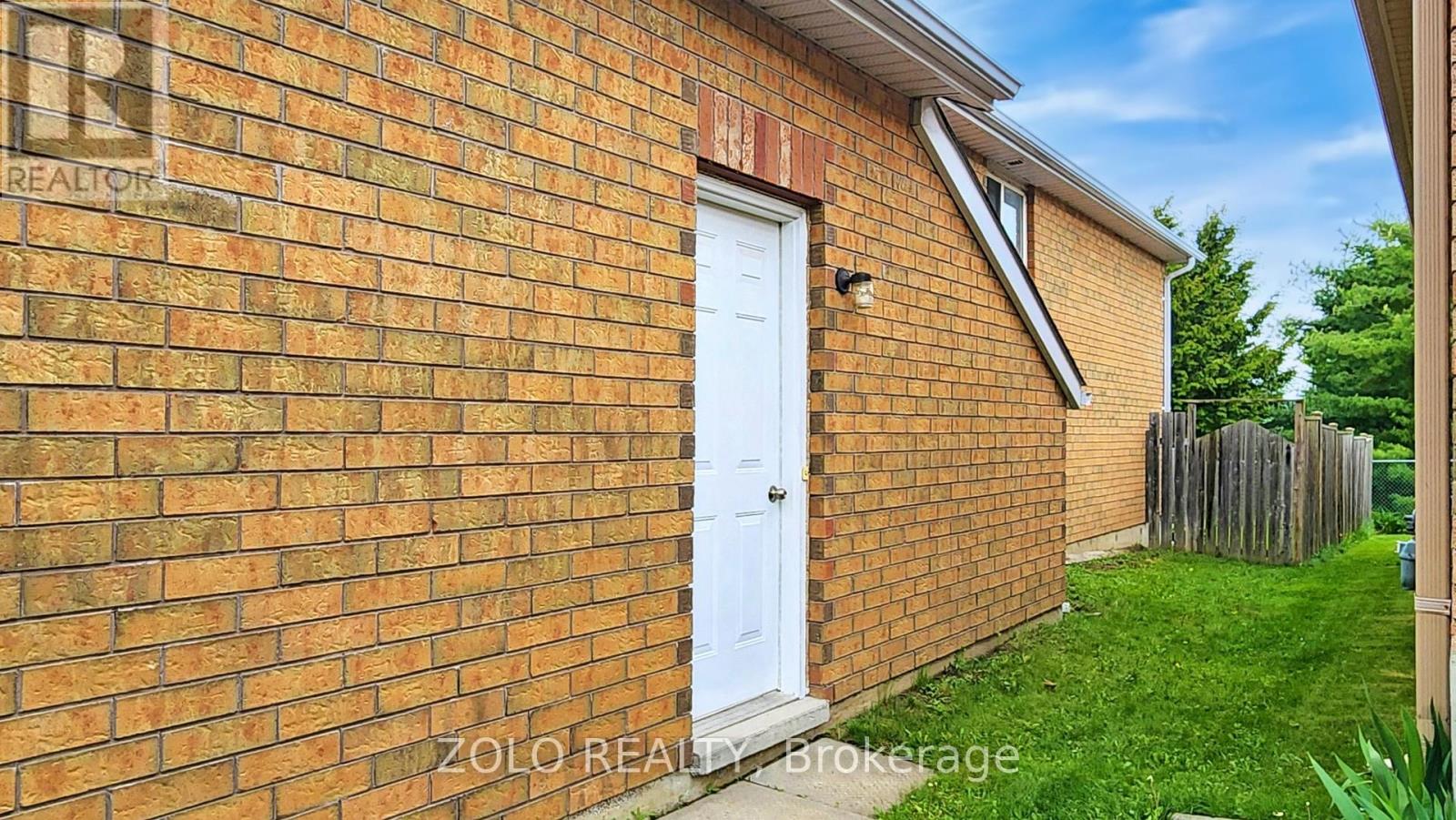 7 Golden Eagle Way, Barrie, Ontario  L4M 6P6 - Photo 25 - S12186436