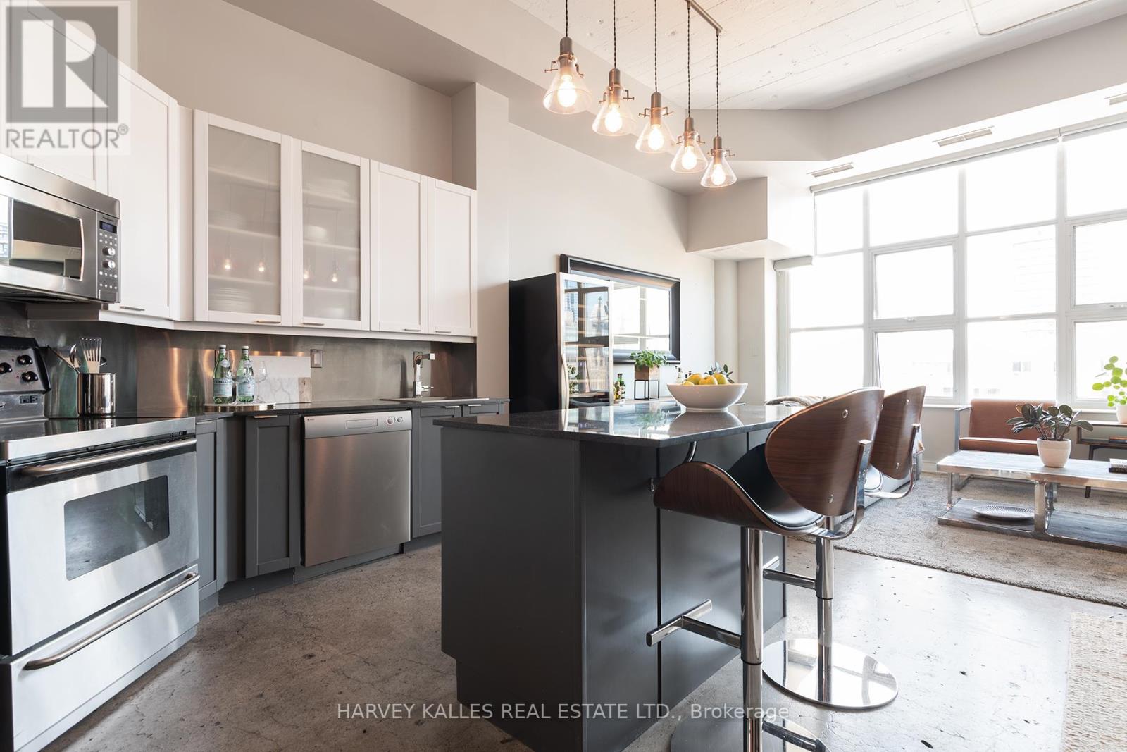 953 - 155 Dalhousie Street, Toronto, Ontario  M5B 2P7 - Photo 2 - C12186183
