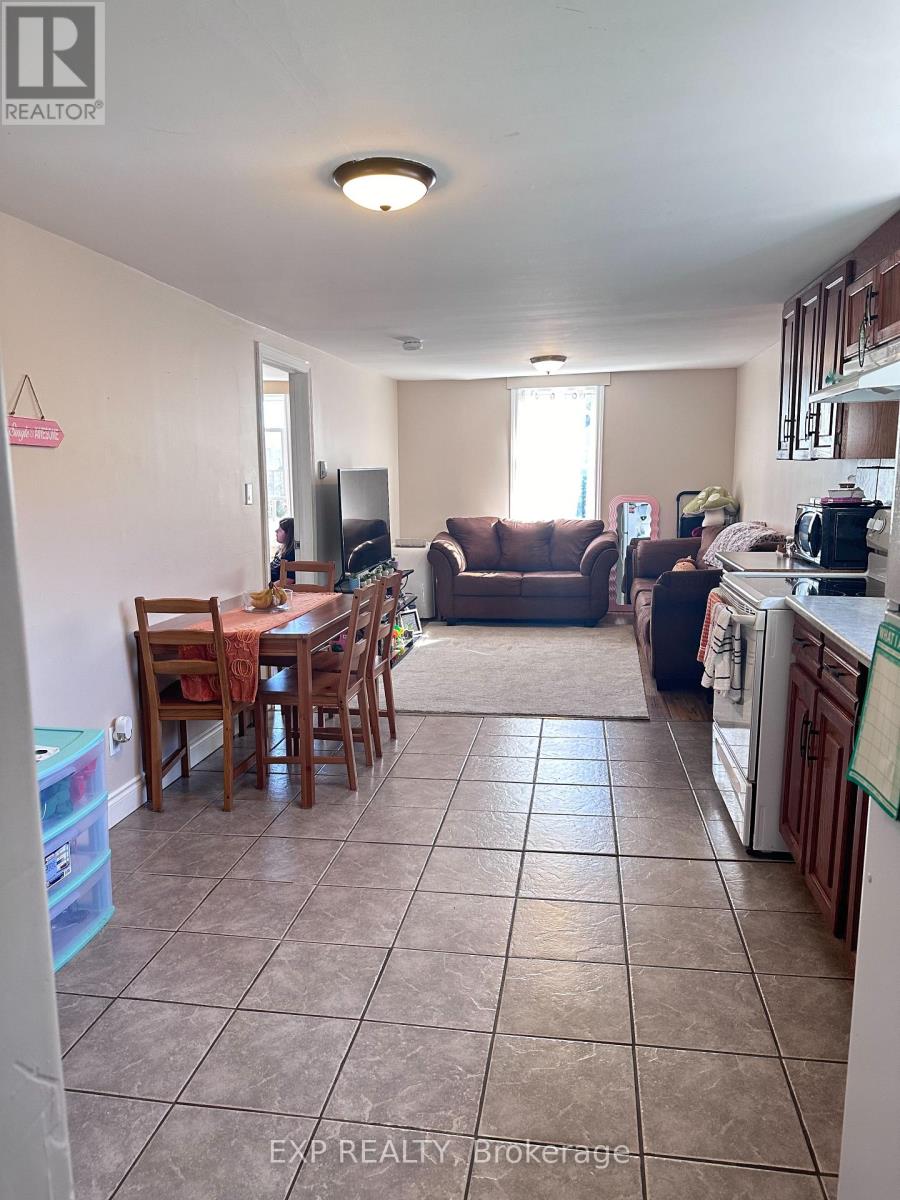 203 Grove Street, Norfolk, Ontario  N3Y 1K5 - Photo 14 - X12186332
