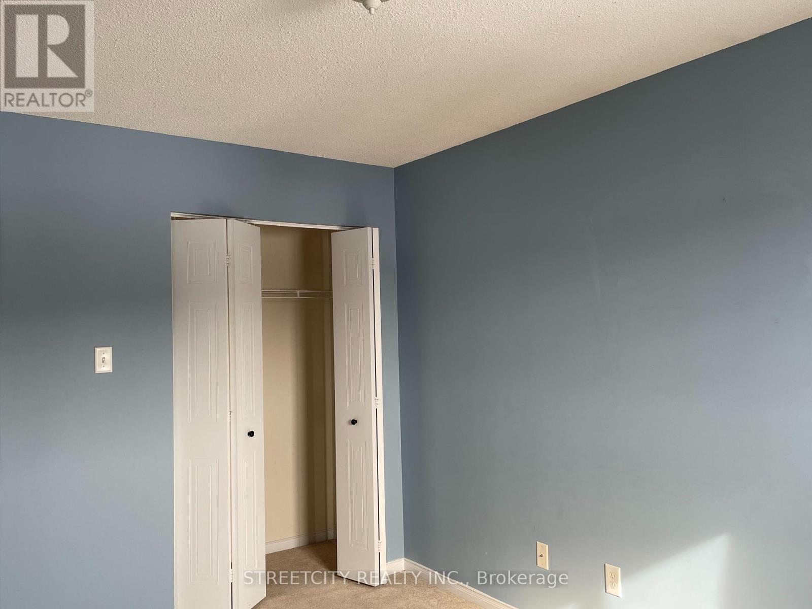 1036 Kimball Crescent, London North (North E), Ontario  N6G 0A8 - Photo 13 - X12186444