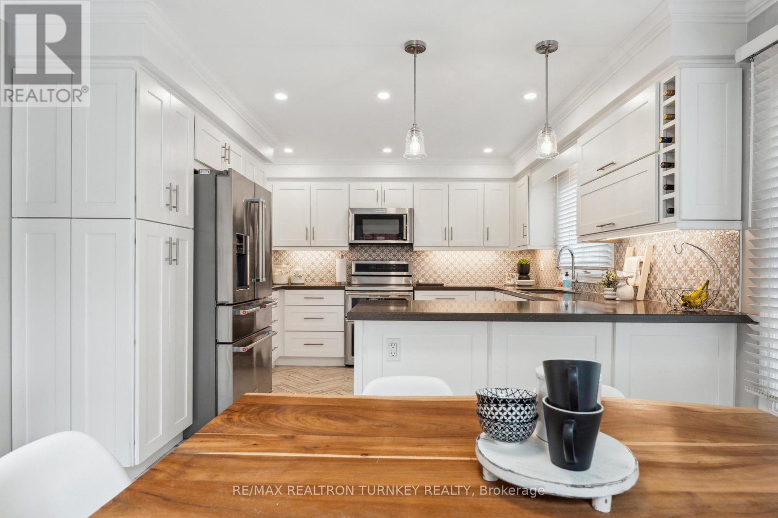 41 Goldsmith Crescent, Newmarket, Ontario  L3X 1R4 - Photo 7 - N12178838