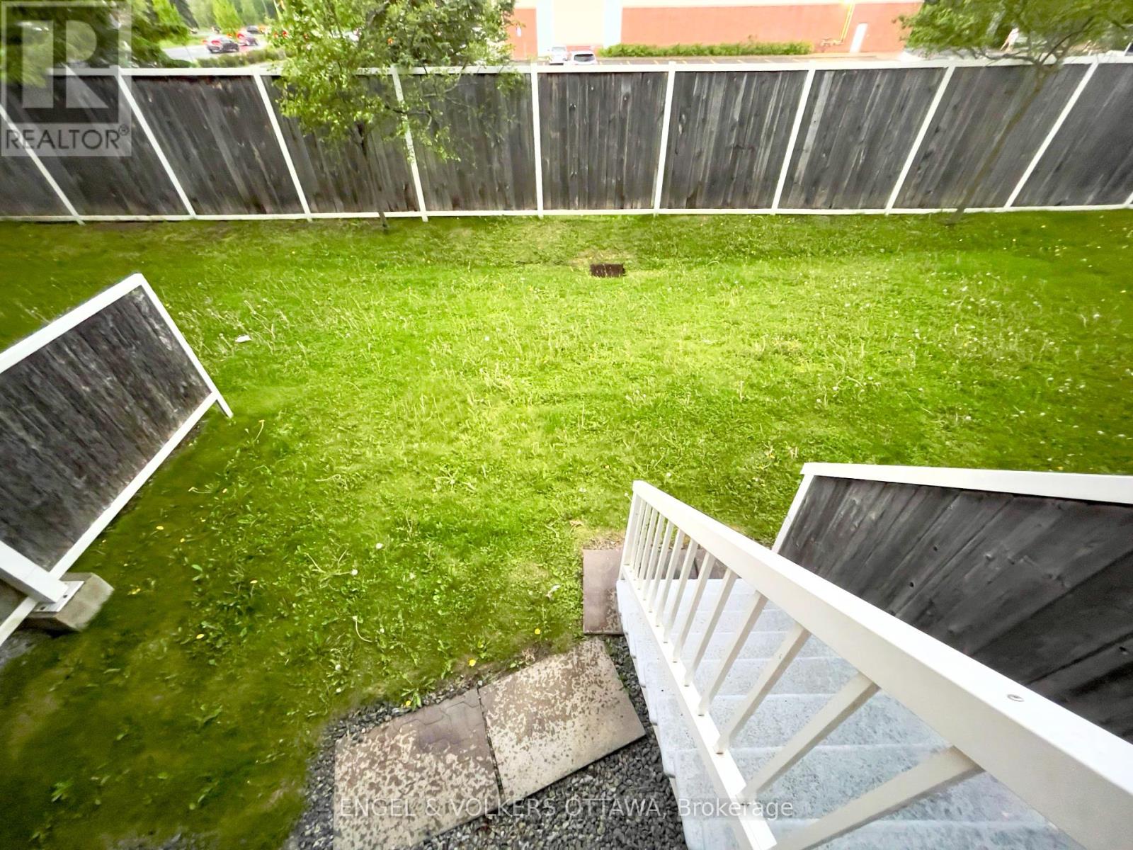 80 Crosby Private, Ottawa, Ontario  K4A 0B8 - Photo 13 - X12186442