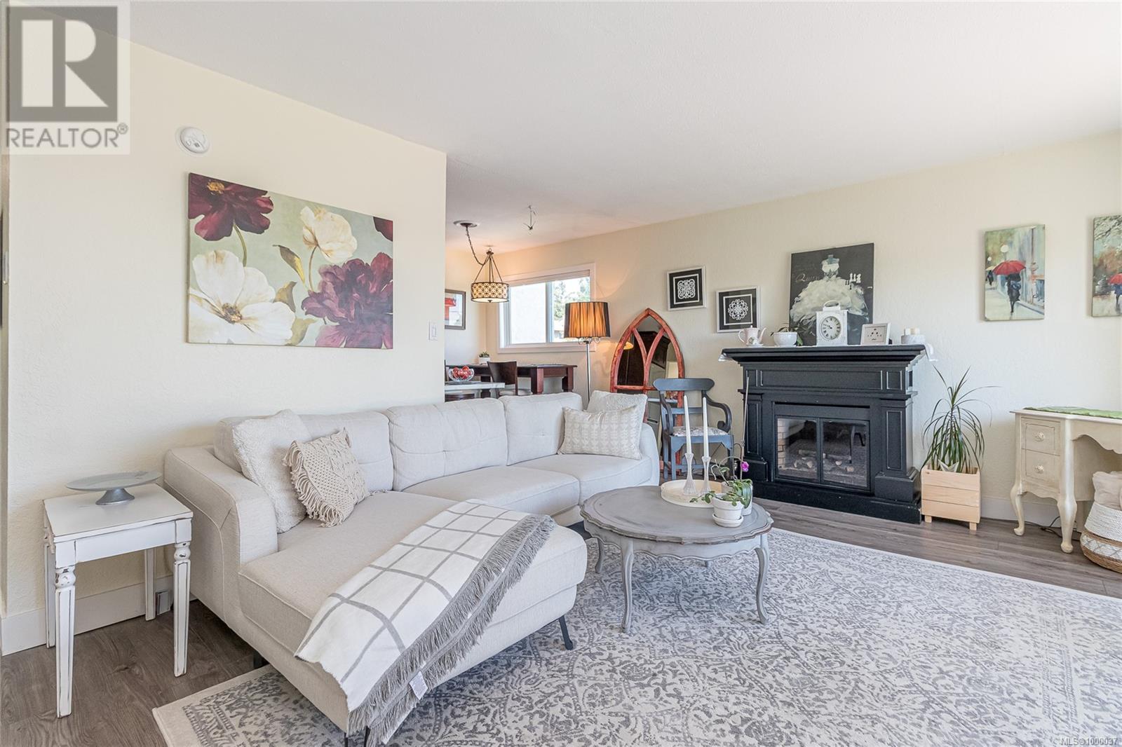 302 3040 Pine St, Chemainus, British Columbia  V0R 1K1 - Photo 3 - 1000037