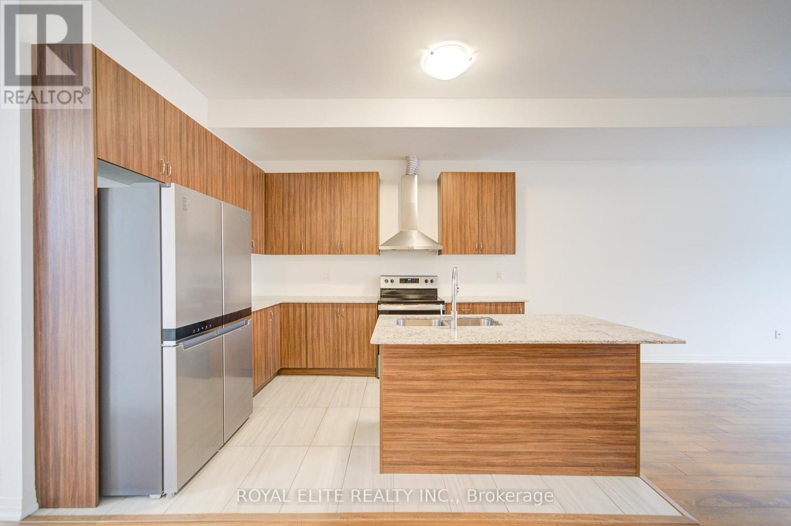52 Alan Francis Lane, Markham, Ontario  L6C 3B5 - Photo 11 - N12186441