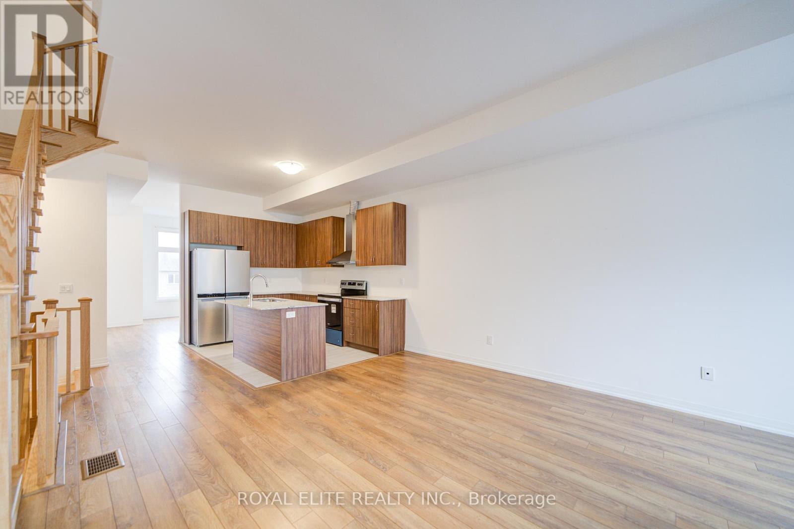 52 Alan Francis Lane, Markham, Ontario  L6C 3B5 - Photo 19 - N12186441