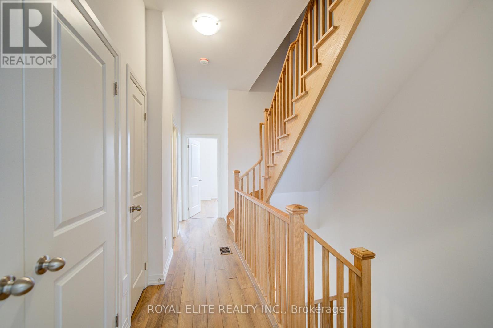 52 Alan Francis Lane, Markham, Ontario  L6C 3B5 - Photo 22 - N12186441