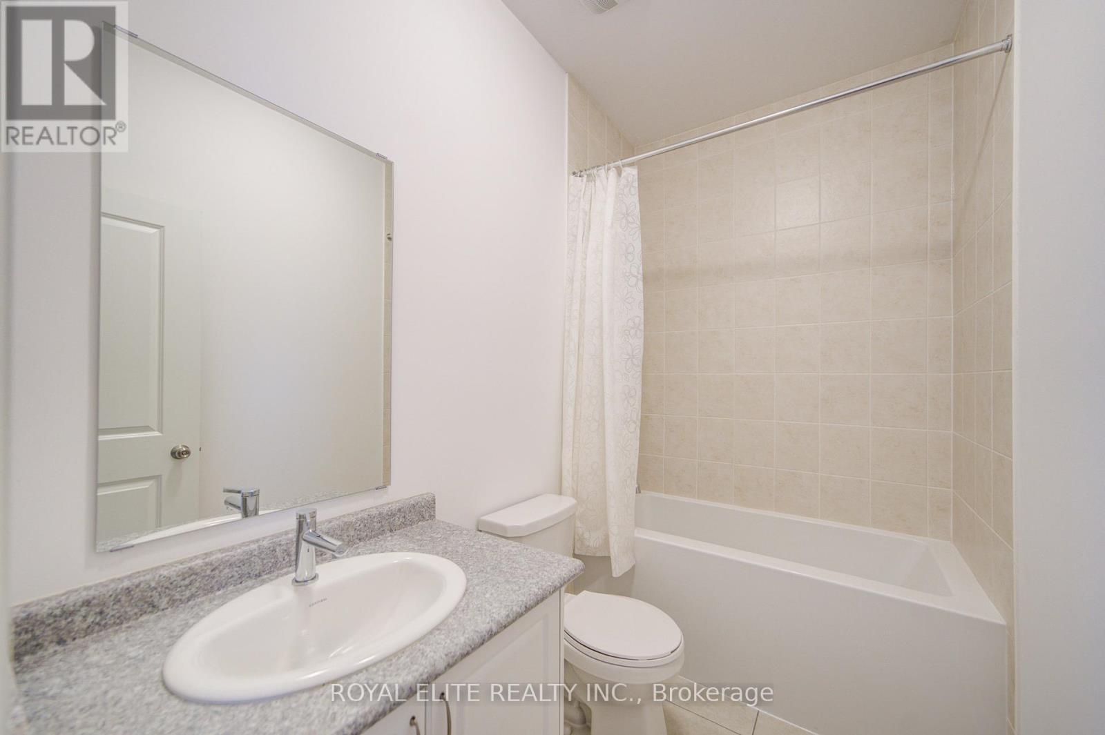 52 Alan Francis Lane, Markham, Ontario  L6C 3B5 - Photo 30 - N12186441