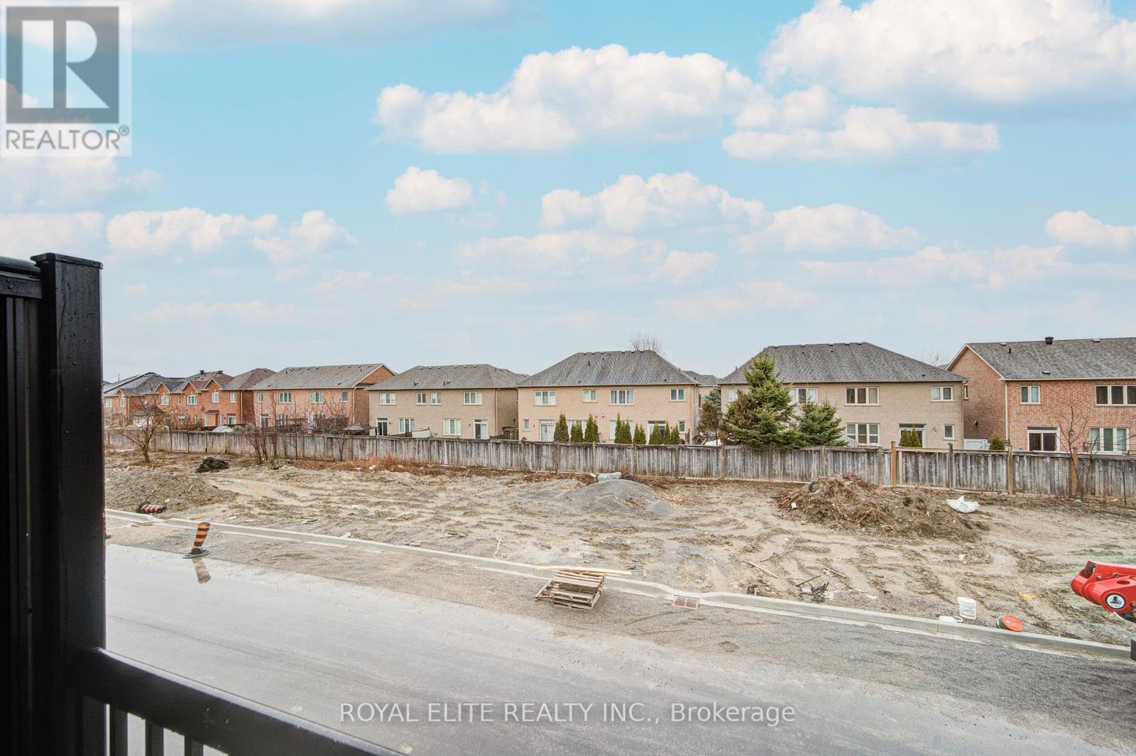52 Alan Francis Lane, Markham, Ontario  L6C 3B5 - Photo 43 - N12186441