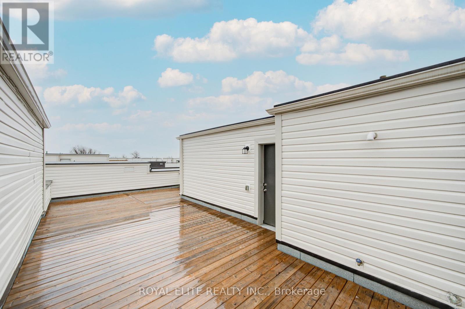52 Alan Francis Lane, Markham, Ontario  L6C 3B5 - Photo 46 - N12186441