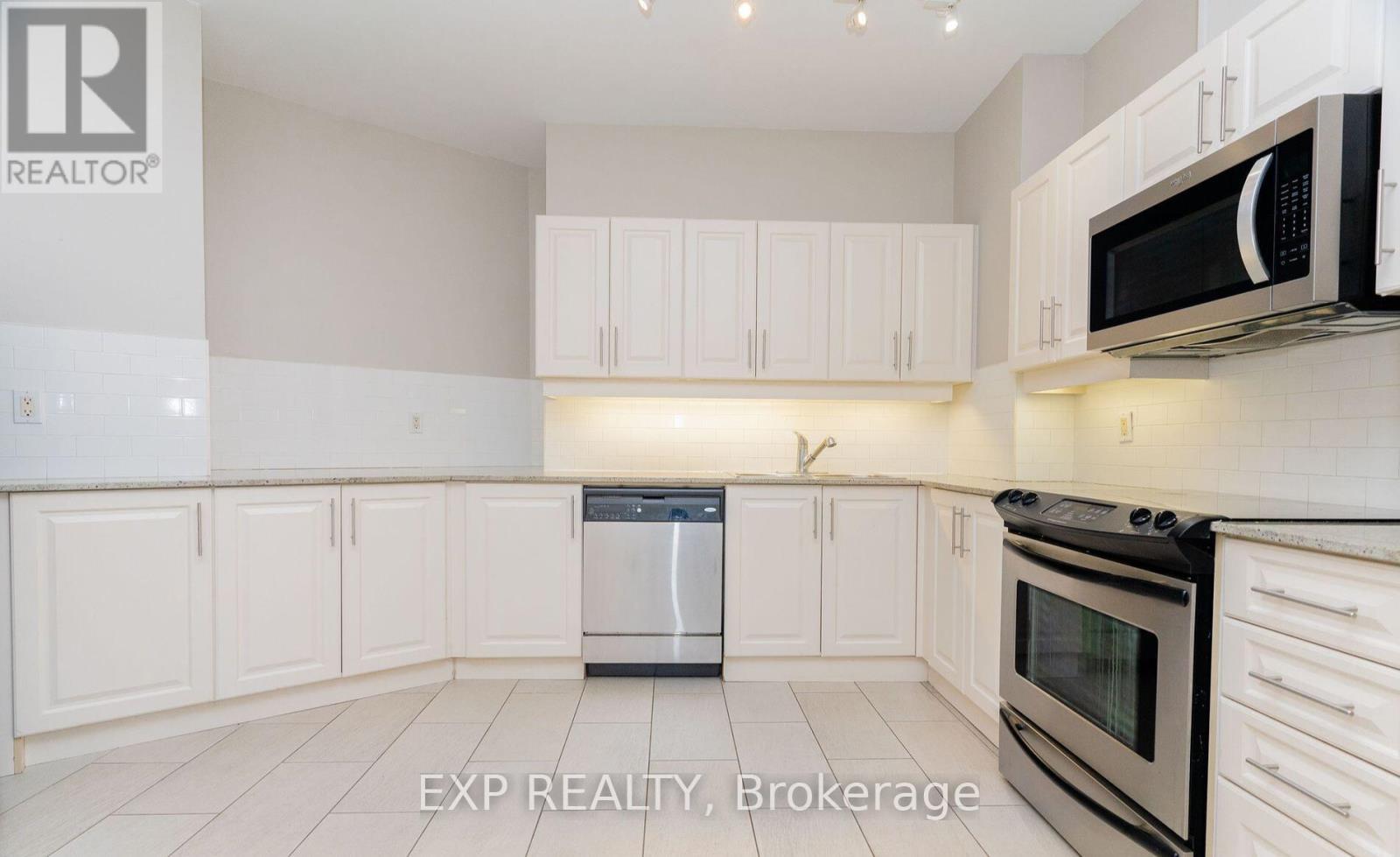 2501 - 15 Windermere Avenue, Toronto (High Park-Swansea), Ontario  M6S 5A2 - Photo 15 - W12186438