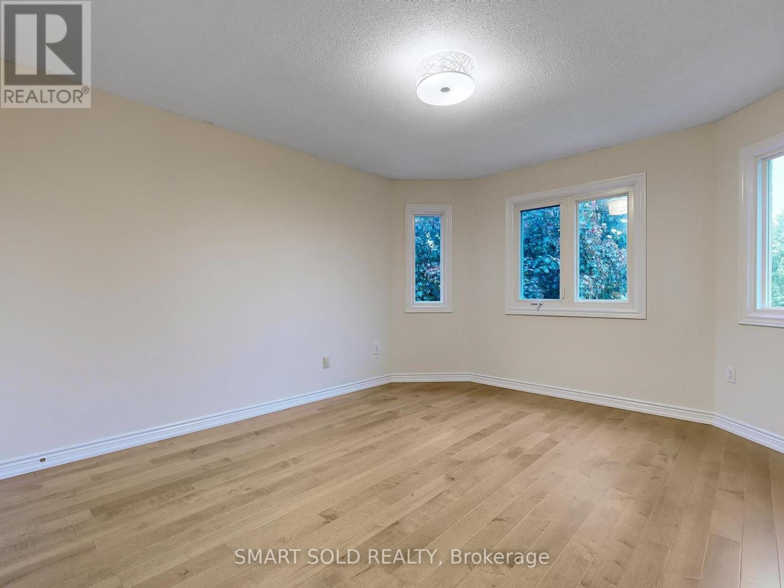967 Comfort Lane, Newmarket, Ontario  L3X 1V7 - Photo 24 - N12183429