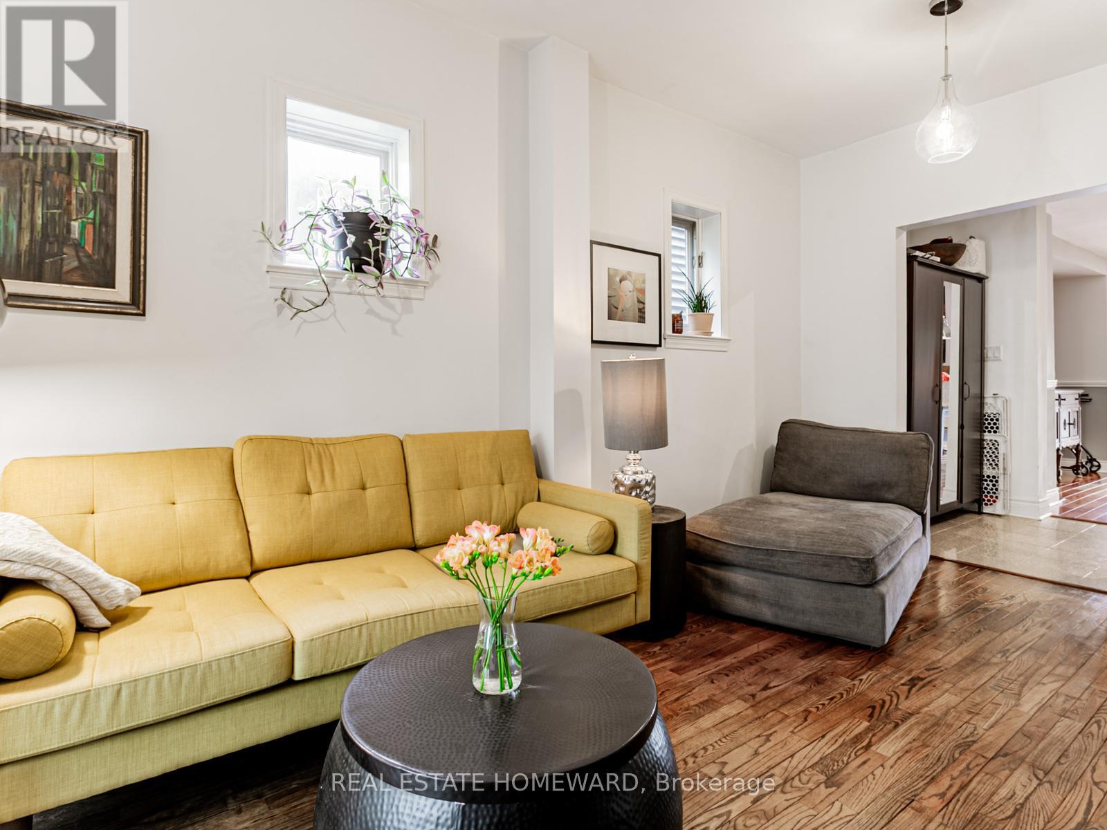 101 Wright Avenue, Toronto, Ontario  M6R 1L1 - Photo 19 - W12172165