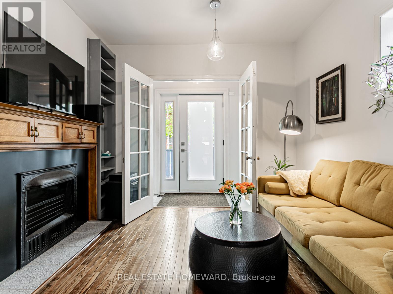 101 Wright Avenue, Toronto, Ontario  M6R 1L1 - Photo 16 - W12172165