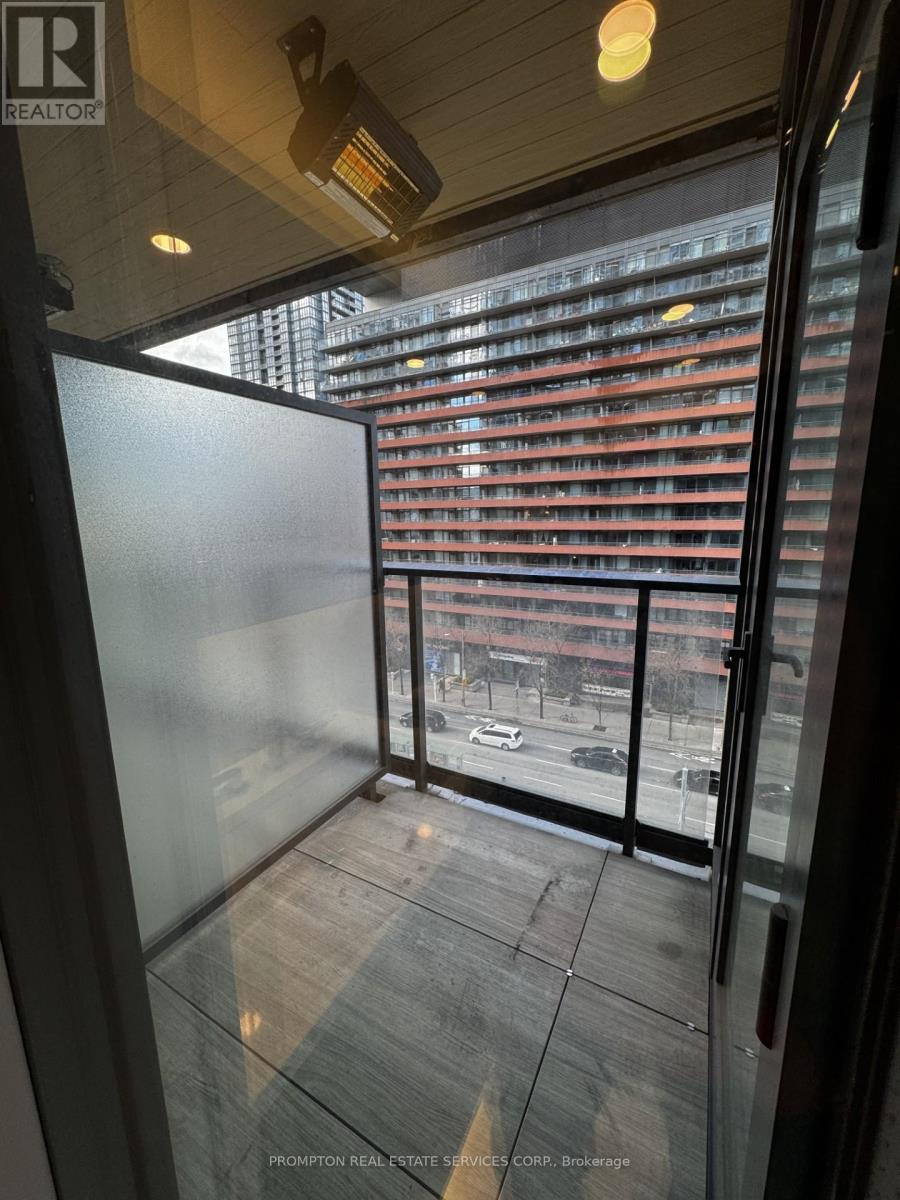 830 - 3 Concord Cityplace Way, Toronto, Ontario  M5V 0X4 - Photo 13 - C12186463