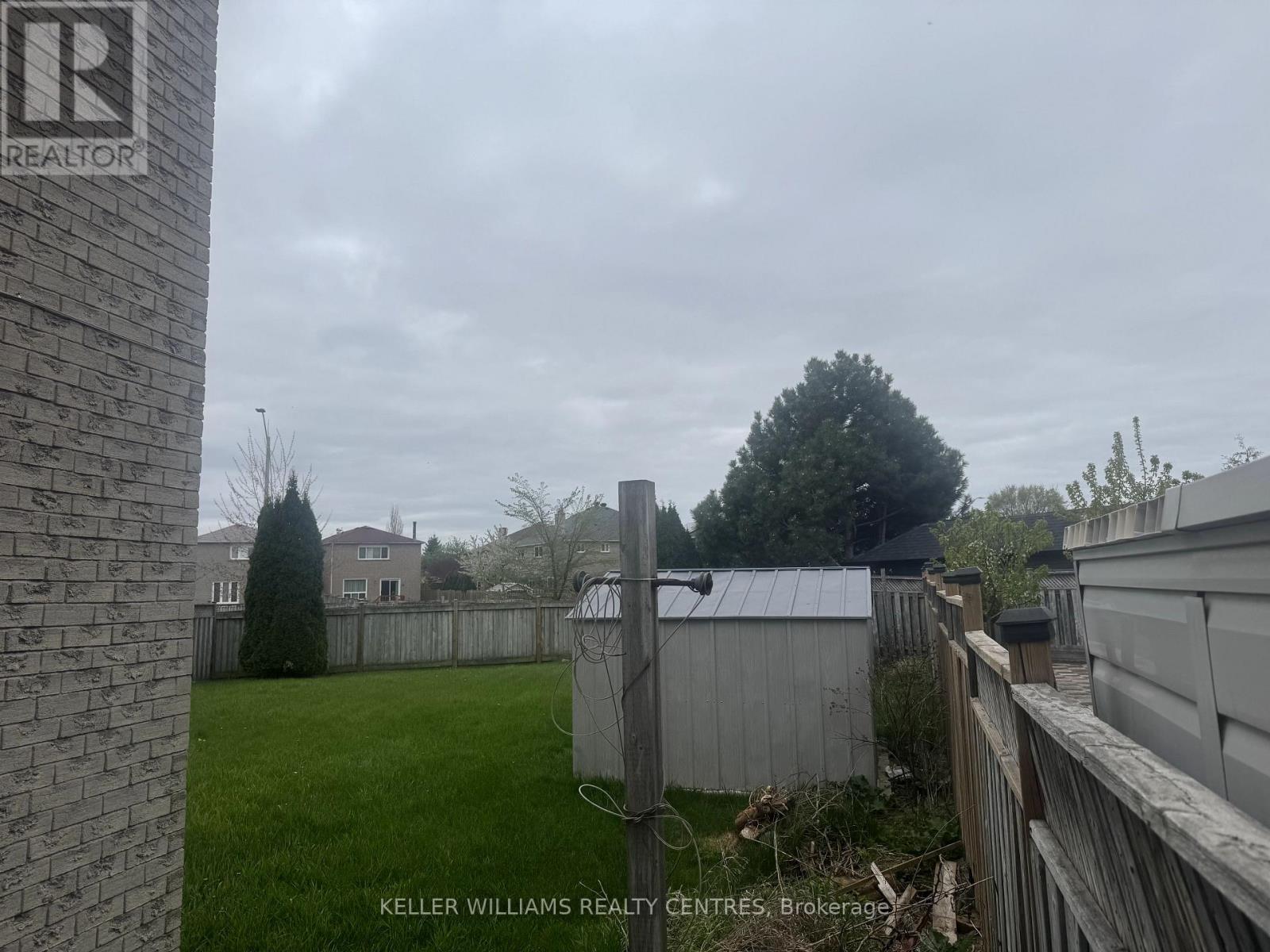 23 Alderbury Drive S, Markham, Ontario  L3S 2V2 - Photo 3 - N12135139