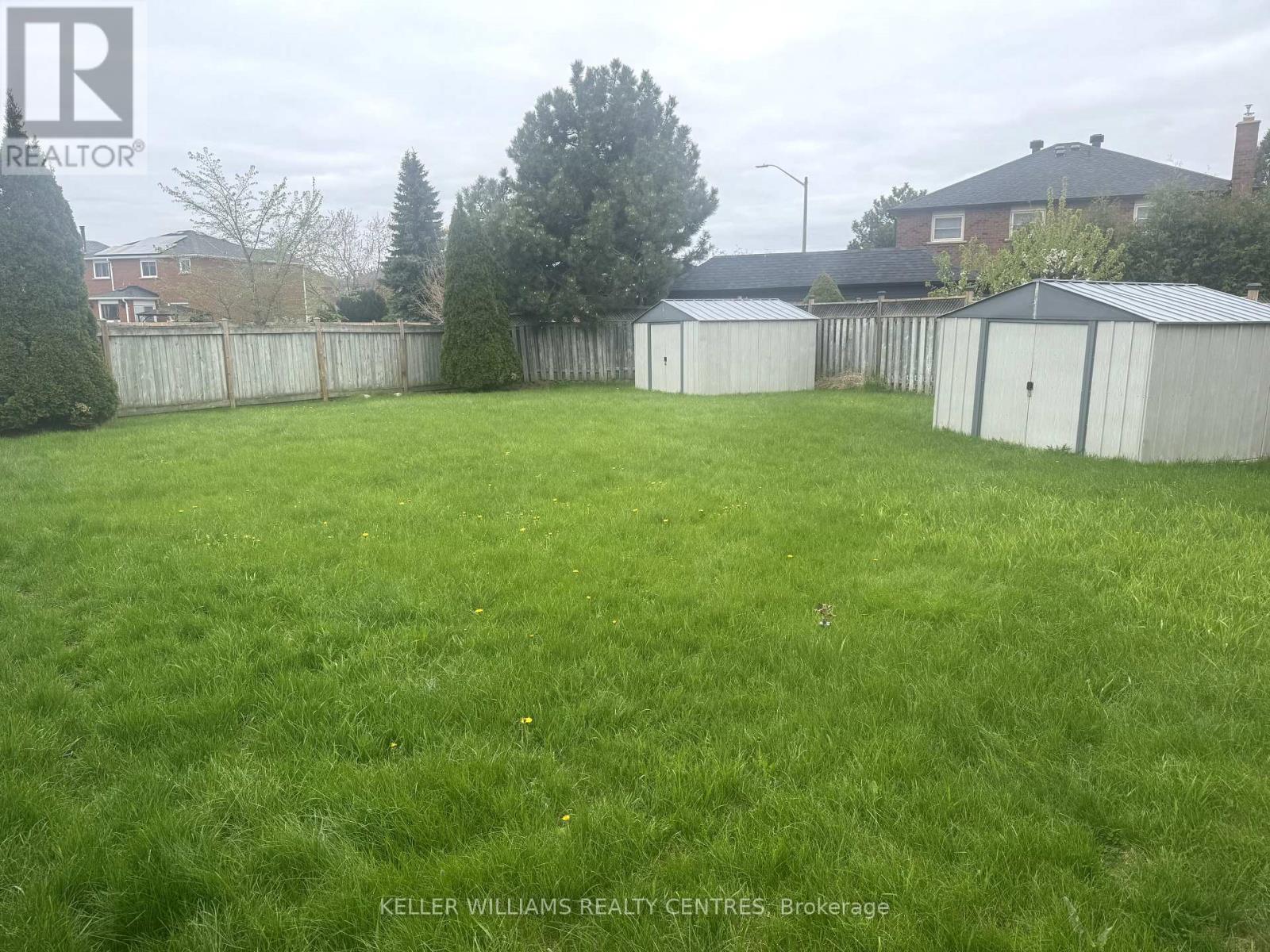 23 Alderbury Drive S, Markham, Ontario  L3S 2V2 - Photo 2 - N12135139