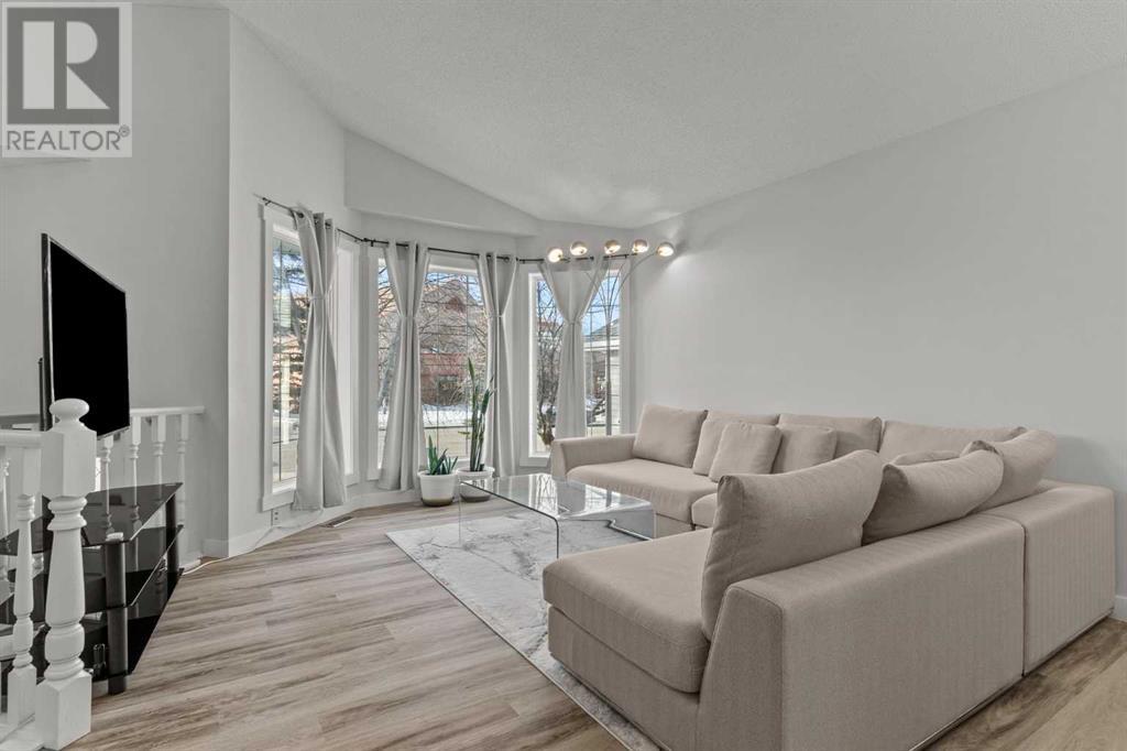 Property at 358 Hawkstone Drive NW image 1