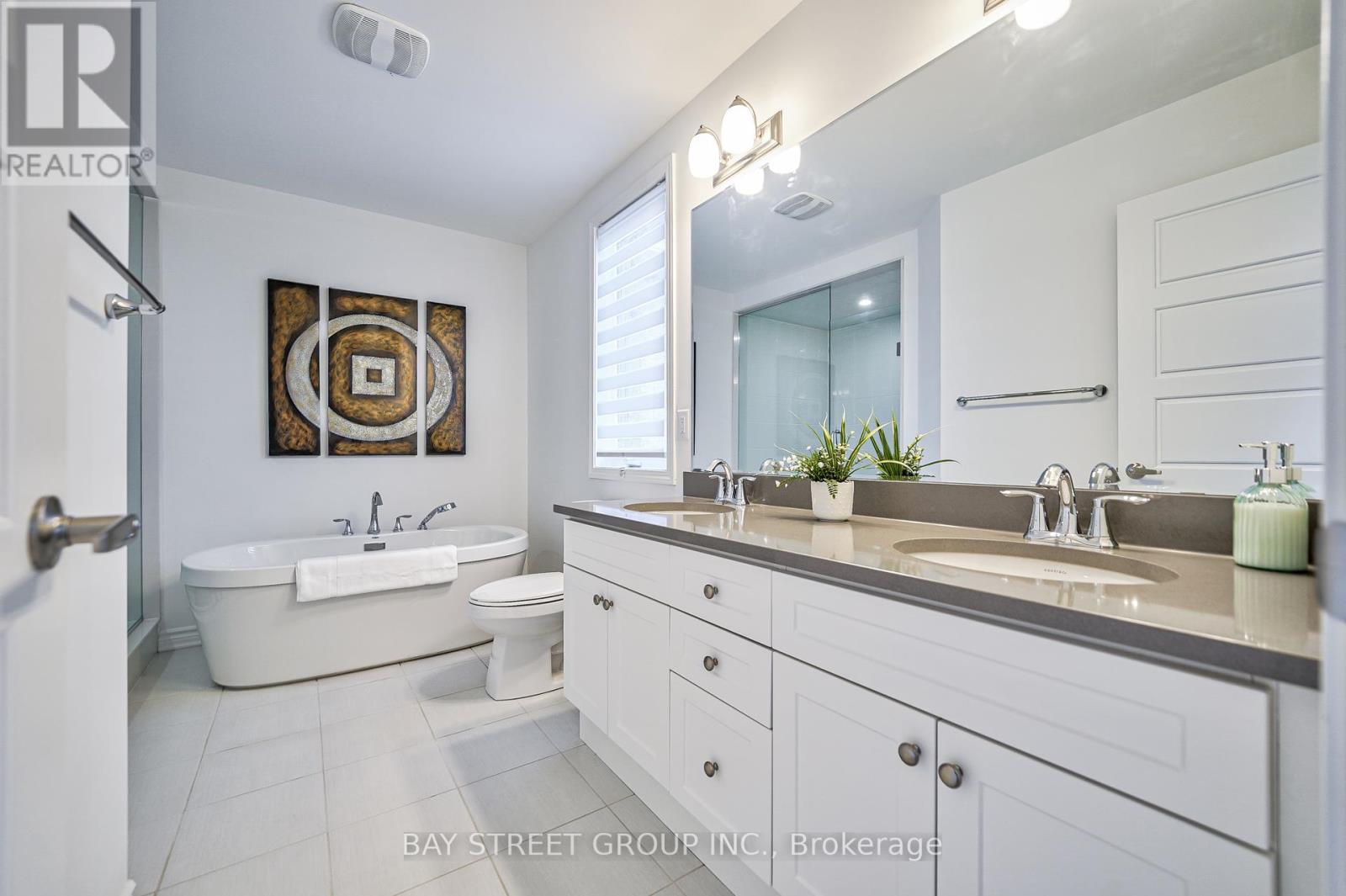 3093 Travertine Drive, Oakville, Ontario  L6M 5N9 - Photo 23 - W12186468
