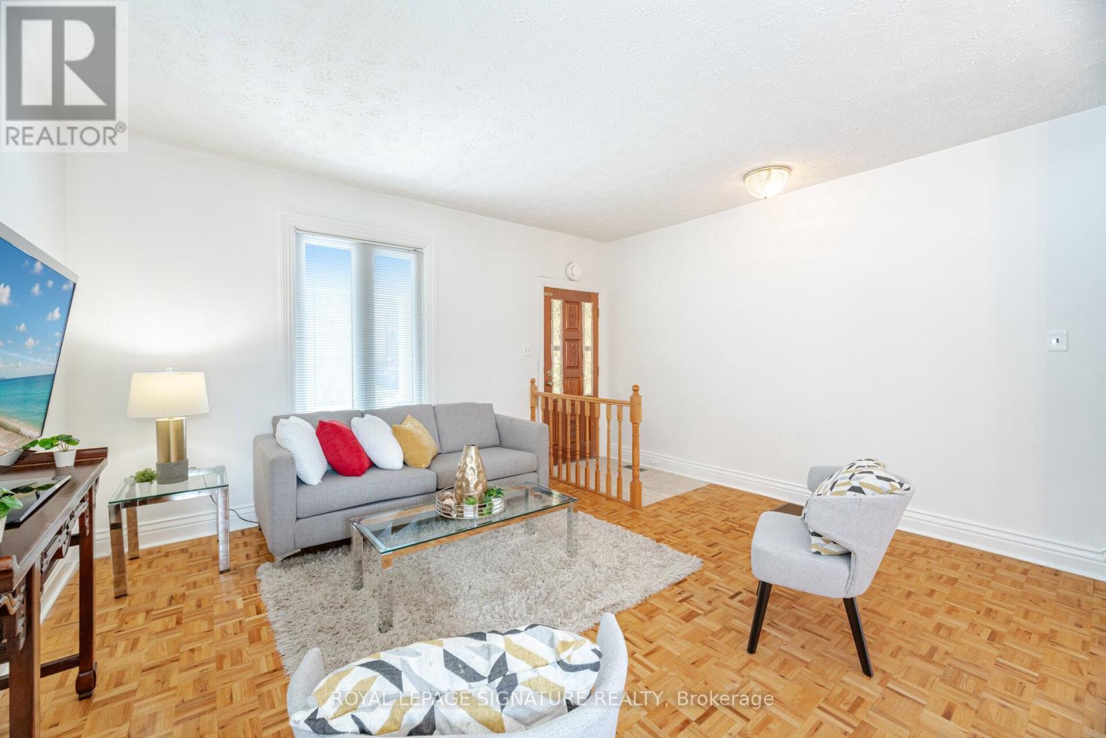 443 Brock Avenue, Toronto, Ontario  M6H 3N7 - Photo 9 - C12186470