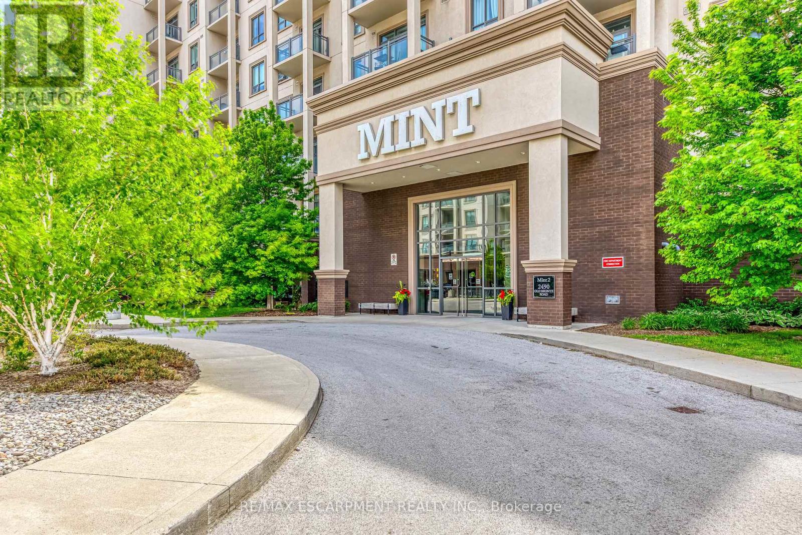 613 - 2490 Old Bronte Road, Oakville, Ontario  L6M 0Y5 - Photo 3 - W12186487