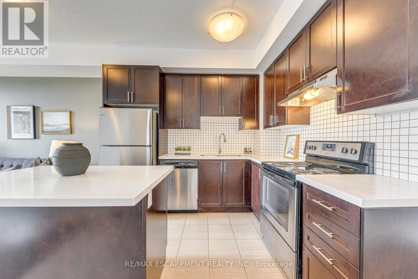 613 - 2490 Old Bronte Road, Oakville, Ontario  L6M 0Y5 - Photo 9 - W12186487