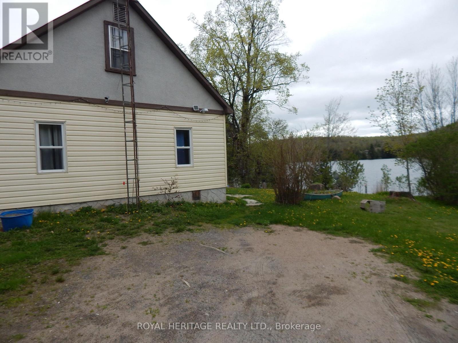 256 Trout Lake Road, Faraday, Ontario K0L 1C0 - Photo 10 - X12185141