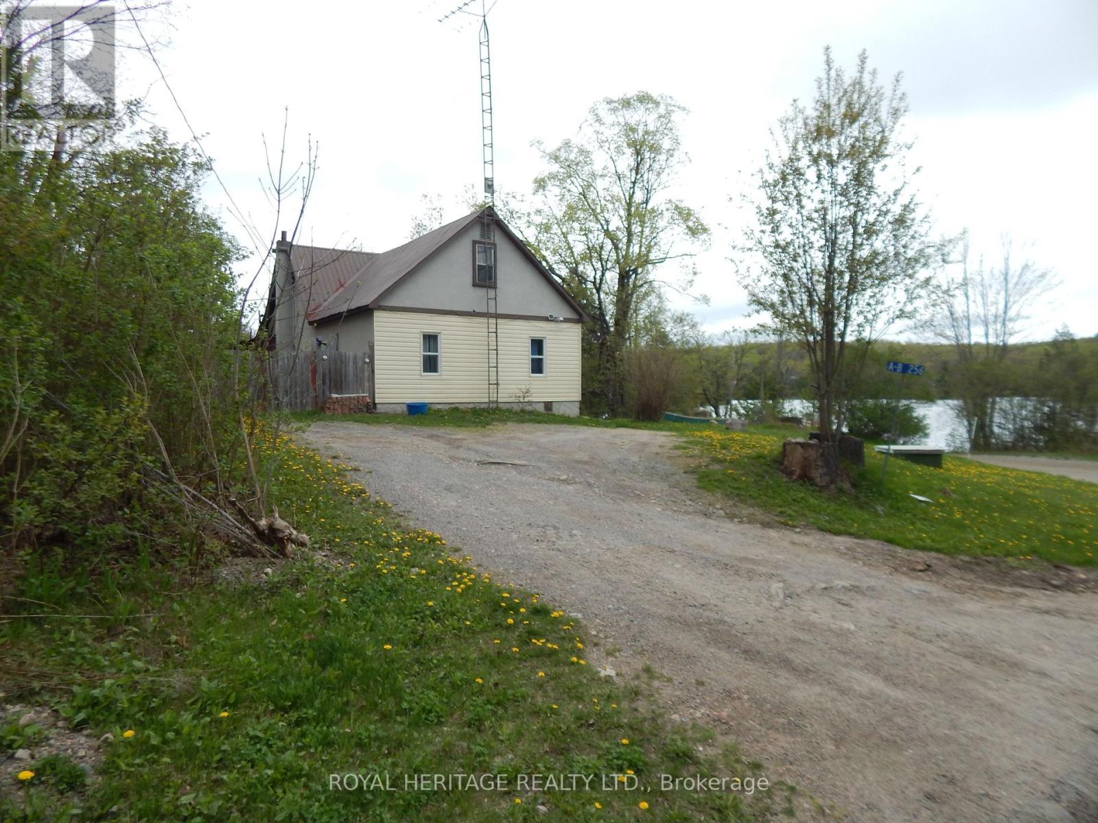 256 Trout Lake Road, Faraday, Ontario K0L 1C0 - Photo 4 - X12185141