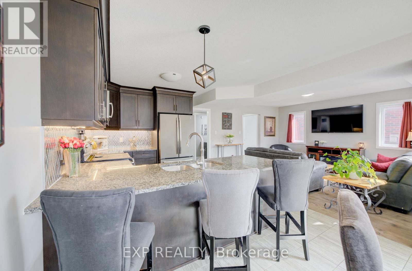 121 Bridge Crescent, Minto, Ontario  N0G 2P0 - Photo 14 - X12186475