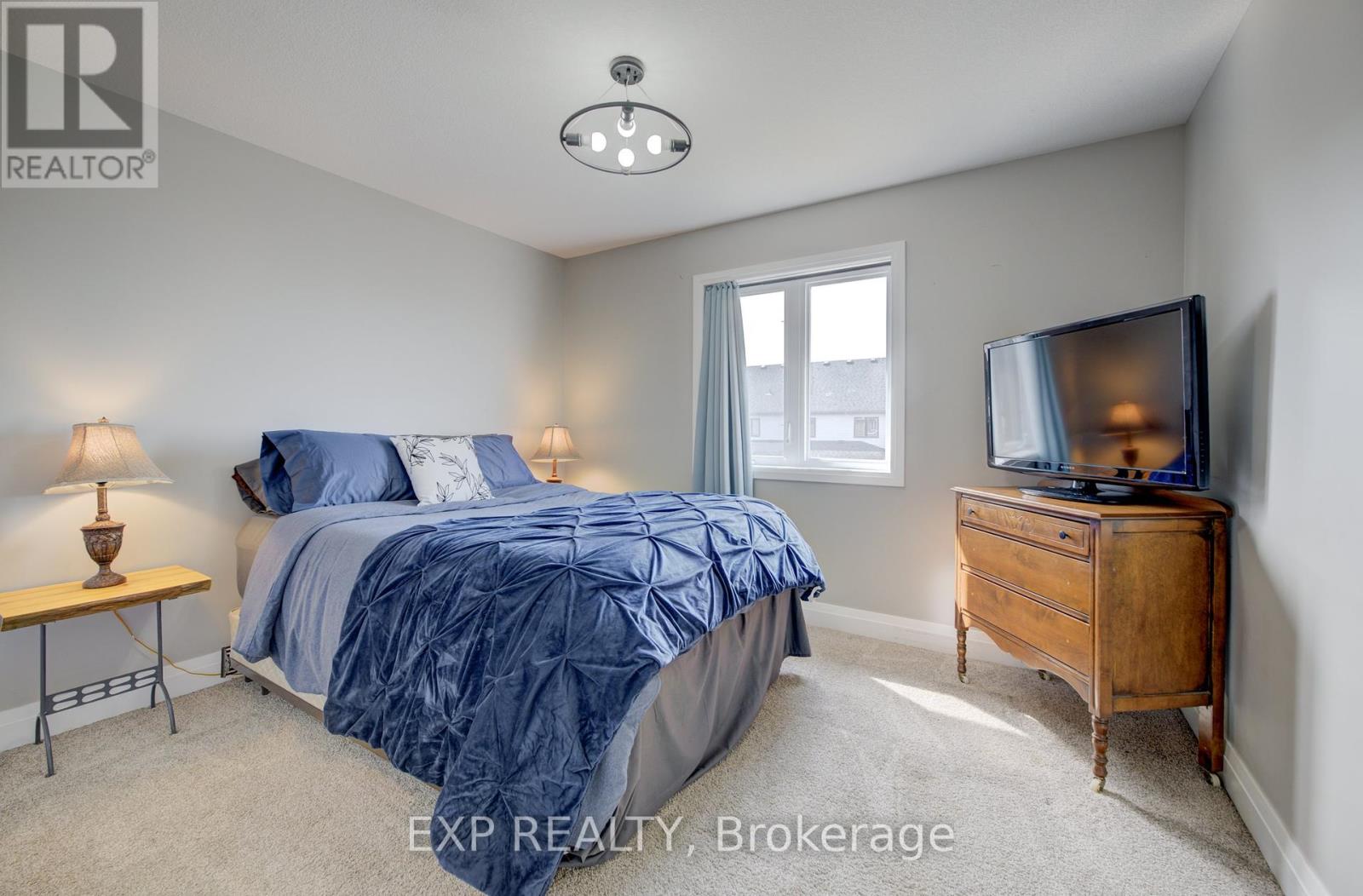 121 Bridge Crescent, Minto, Ontario  N0G 2P0 - Photo 23 - X12186475