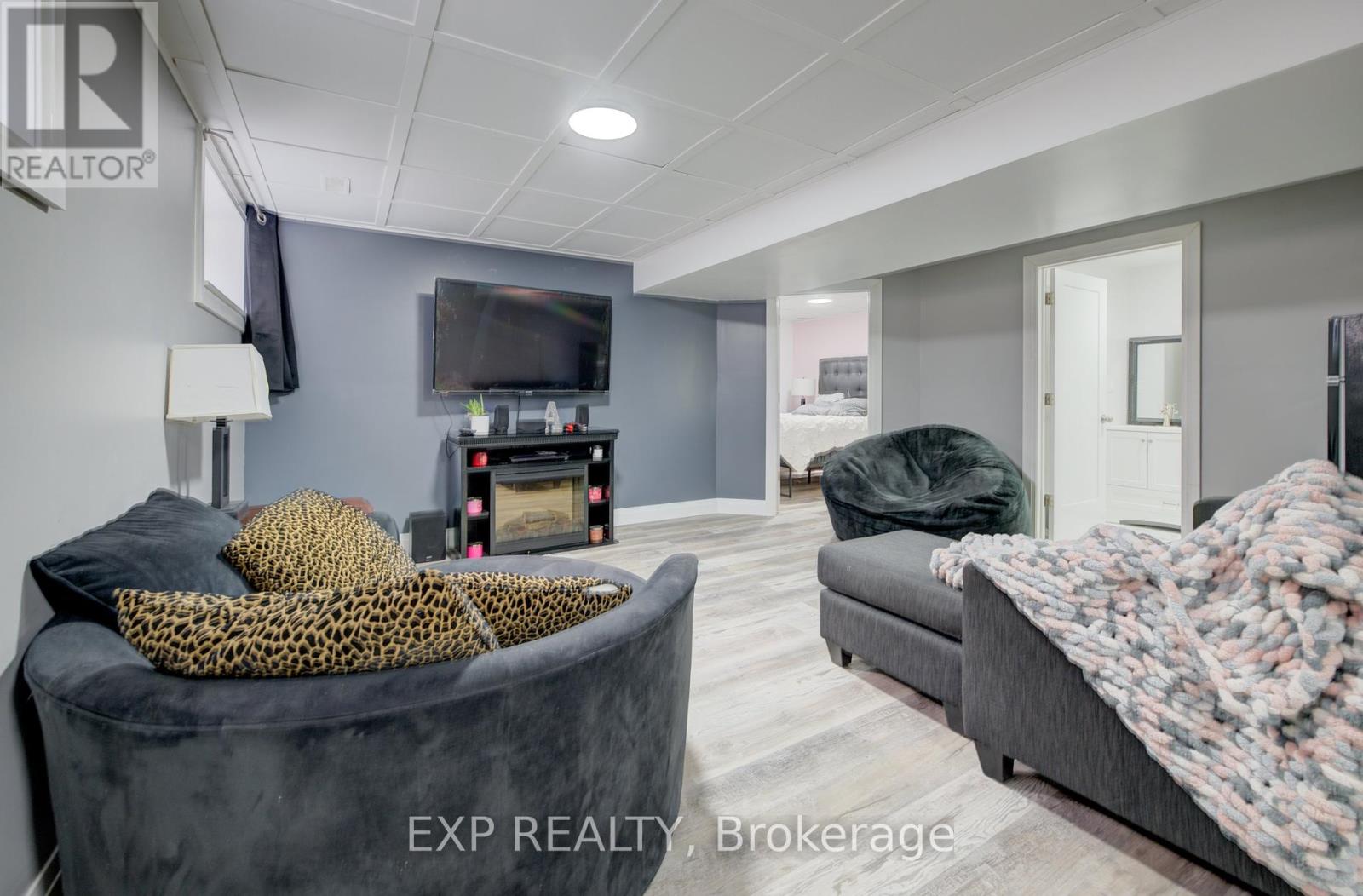 121 Bridge Crescent, Minto, Ontario  N0G 2P0 - Photo 25 - X12186475