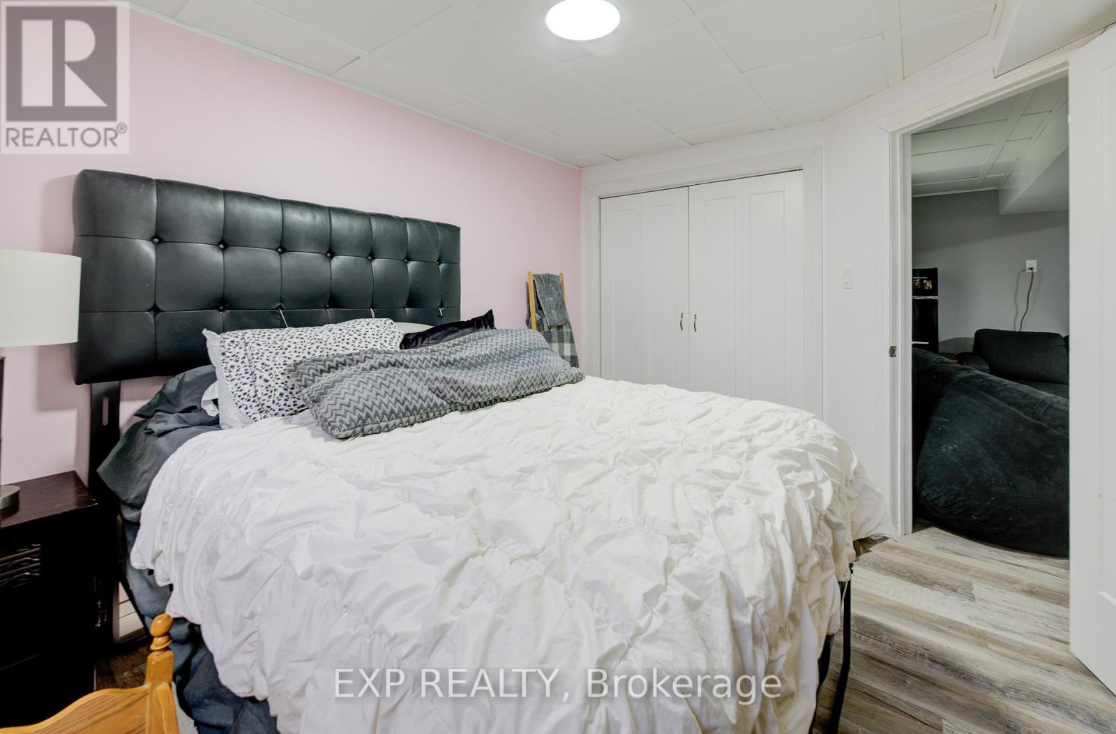 121 Bridge Crescent, Minto, Ontario  N0G 2P0 - Photo 29 - X12186475