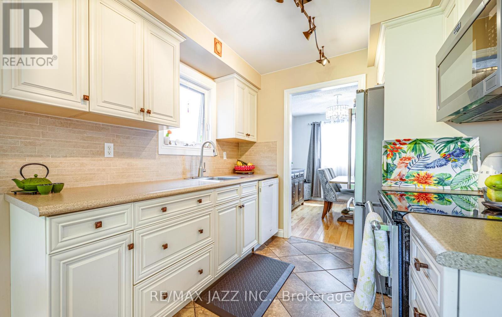Property at 80 BARLEY MILL CRESCENT image 4