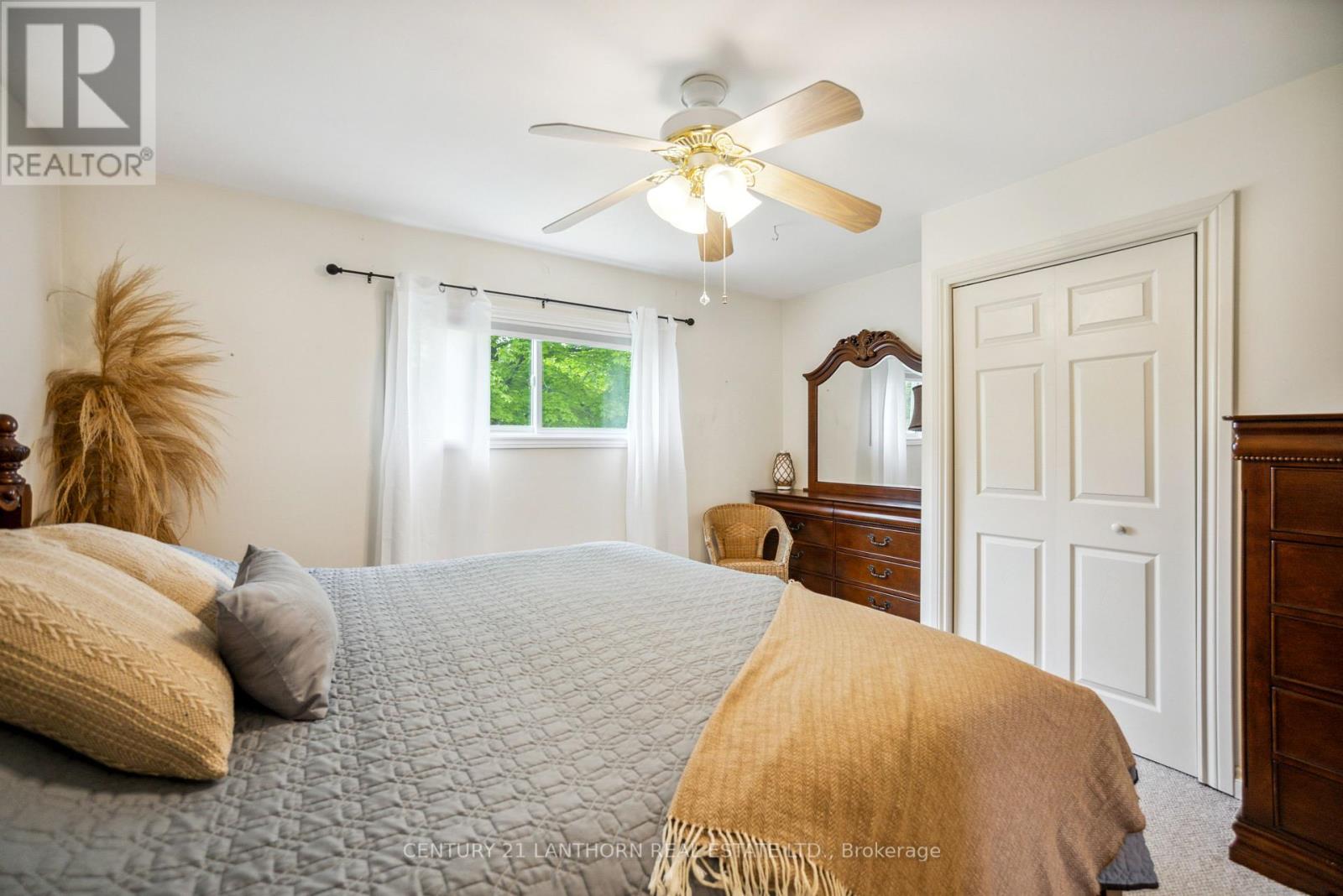 24 Consecon Main Street, Prince Edward County, Ontario  K0K 1T0 - Photo 17 - X12184520