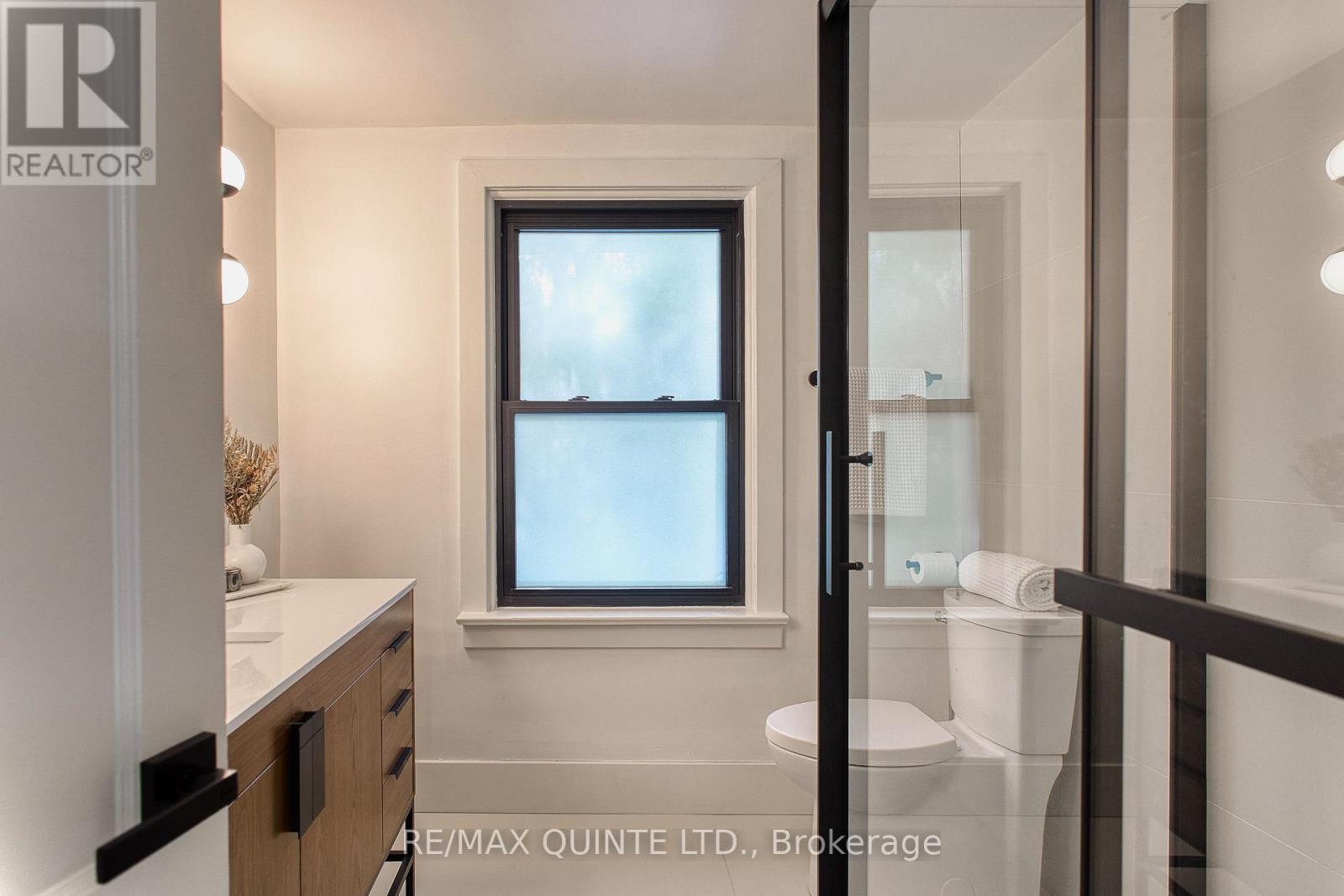 214 Victoria Avenue, Belleville, Ontario  K8N 2C3 - Photo 36 - X12186530