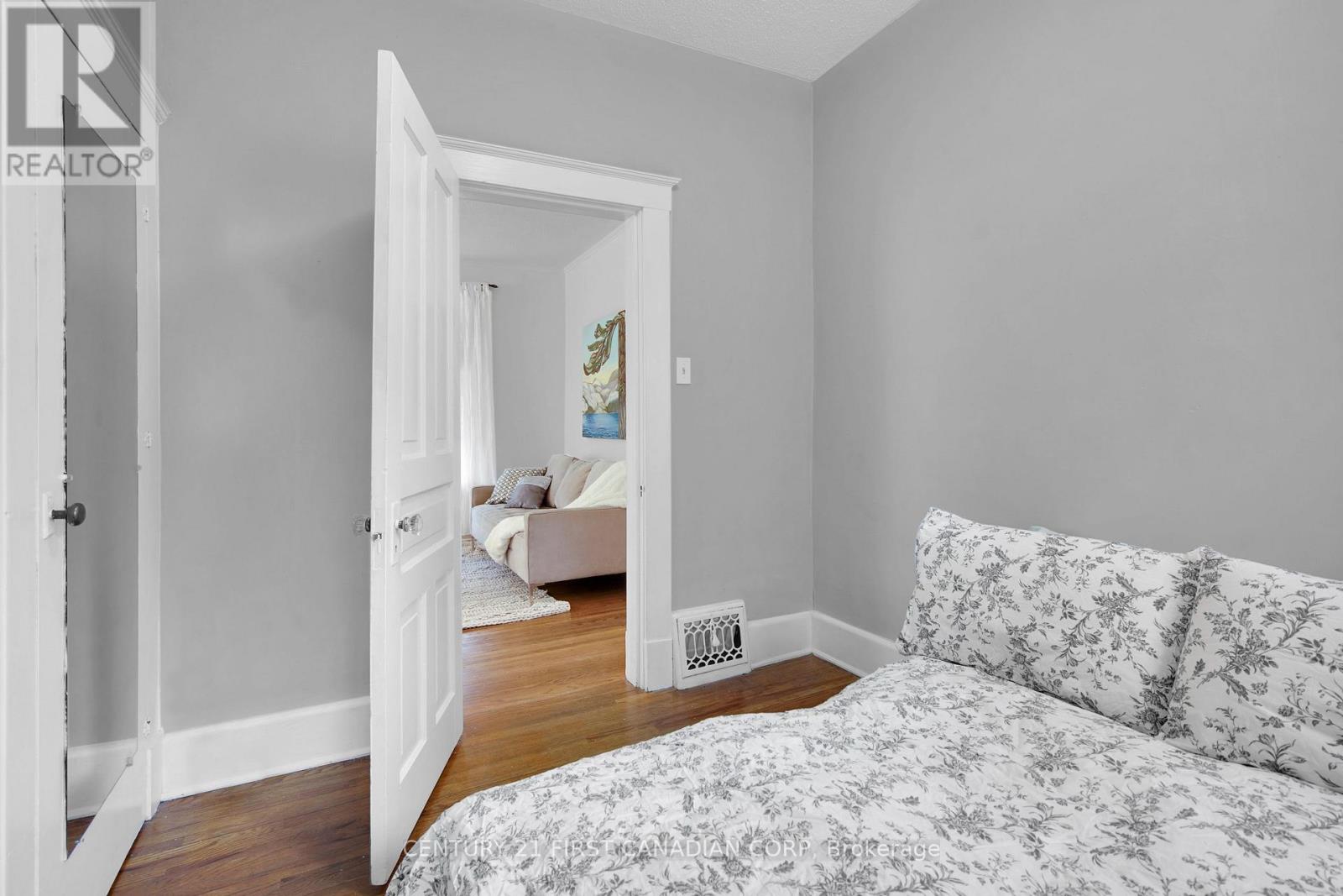 353 Cheapside Street, London East, Ontario  N6A 2A7 - Photo 18 - X12186516
