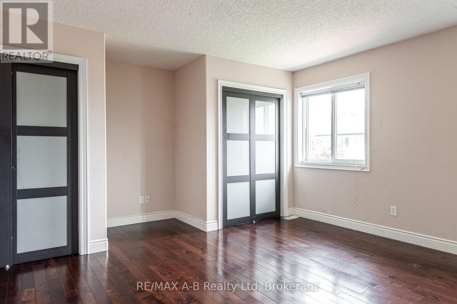 722 Spitfire Street, Woodstock, Ontario  N4T 0B1 - Photo 18 - X12186535