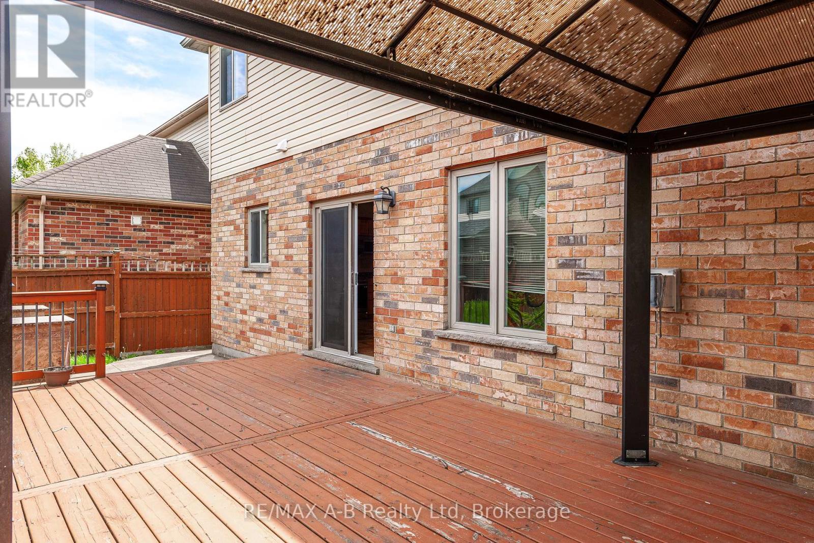 722 Spitfire Street, Woodstock, Ontario  N4T 0B1 - Photo 29 - X12186535