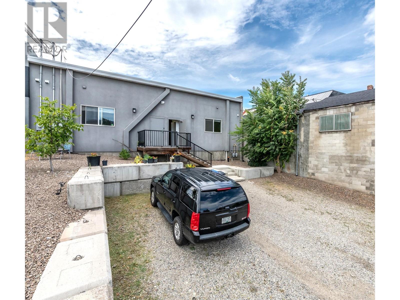 6369 Main Street, Oliver, British Columbia  V0H 1T0 - Photo 16 - 10349401