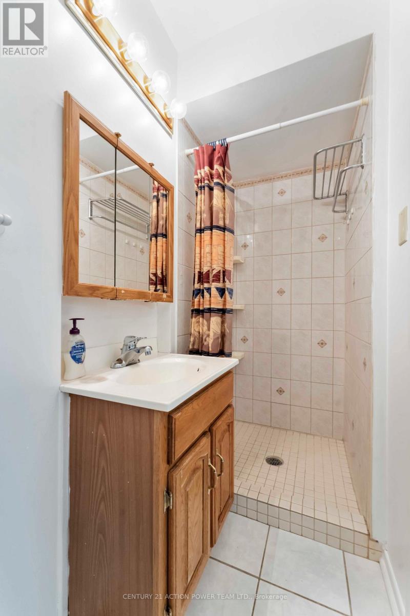 229 Mcclellan Road, Ottawa, Ontario  K2H 8N5 - Photo 19 - X12186496