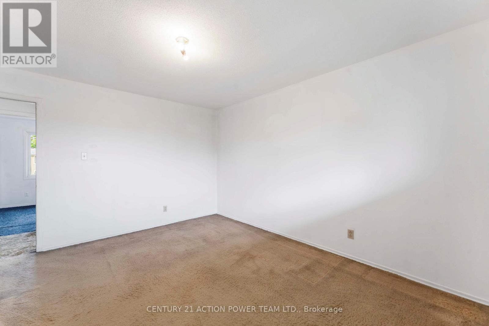 229 Mcclellan Road, Ottawa, Ontario  K2H 8N5 - Photo 32 - X12186496