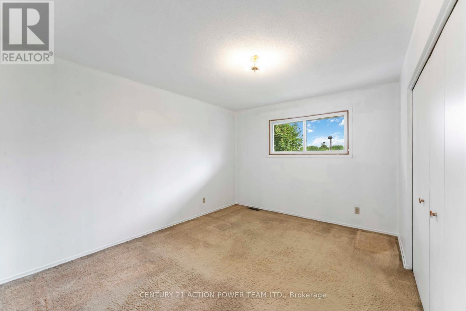229 Mcclellan Road, Ottawa, Ontario  K2H 8N5 - Photo 33 - X12186496