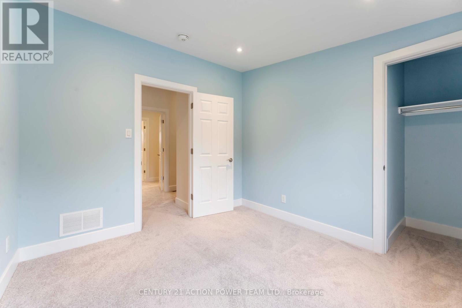 229 Mcclellan Road, Ottawa, Ontario  K2H 8N5 - Photo 42 - X12186496