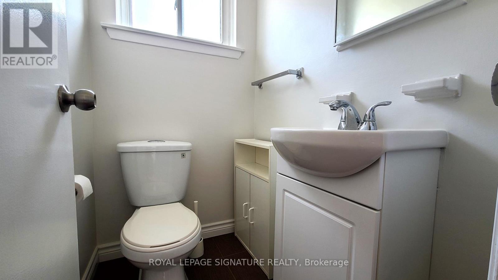 10 Painswick Crescent, Toronto, Ontario  M2J 3M6 - Photo 17 - C12186512