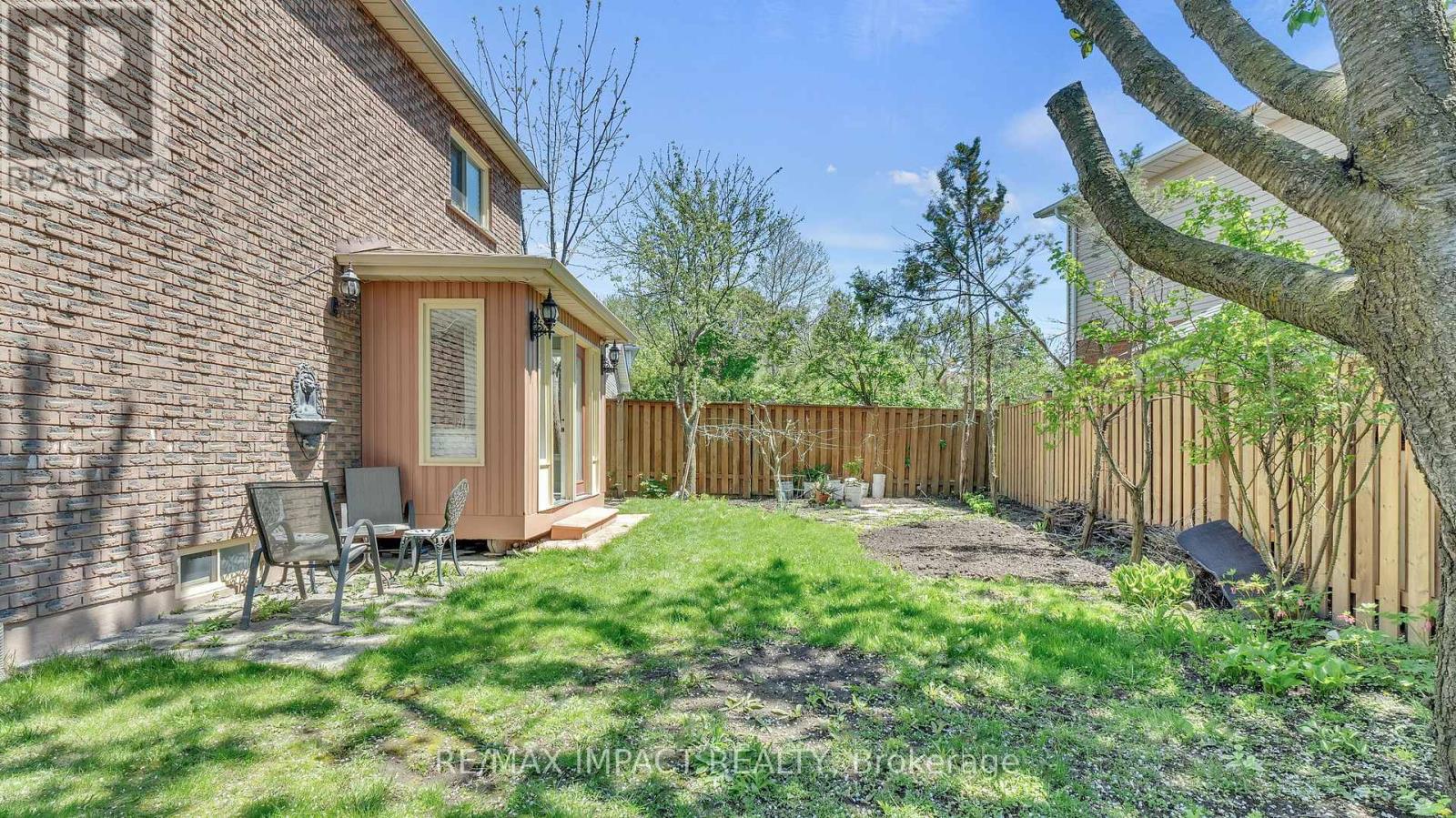 1 Beechnut Crescent, Clarington, Ontario  L1E 1Y5 - Photo 8 - E12156334
